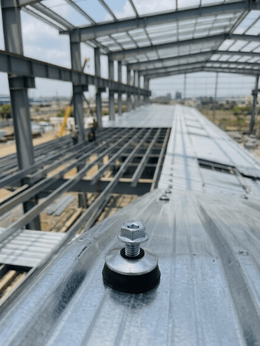 Steel Structures application using industrial washers and roofing fastening components